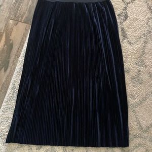 NWT Sz L Navy Velvet pleated Pleated midi skirt- from Bevello, Oxford Sunday